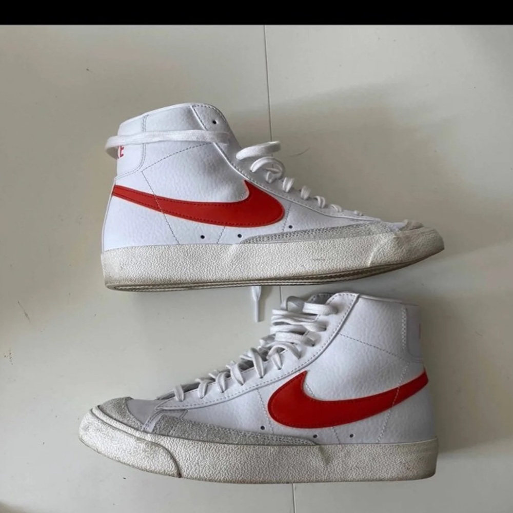 Nike mid blazers